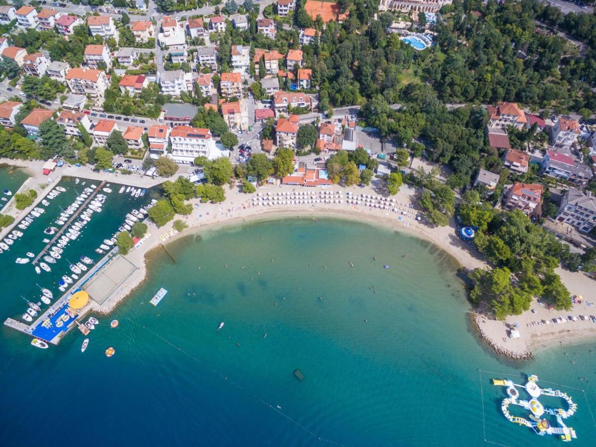 Apartment Mazor Crikvenica Exterior foto